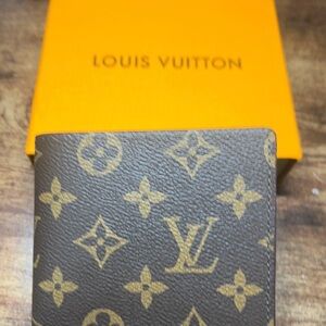 Louis Vuitton Monogram Canvas Card & Key Holder - Brown and Gold
